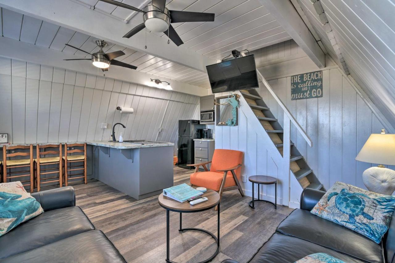 A-Frame Home With Deck - 2 Blocks To Surfside Beach! Экстерьер фото